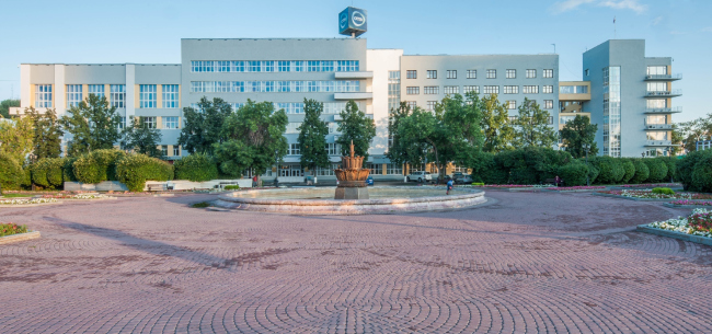 ��� ������������. 1932. ����������� �.�. �������, �.�. �������, �.�. ������ � ����� ������