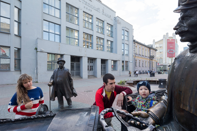 ���� ����. ���������� �� ����� �������������, ����������� � �������� ��������. ���������� ������������ ������ ������� ���������� � Iwan Baan. ������������� �������