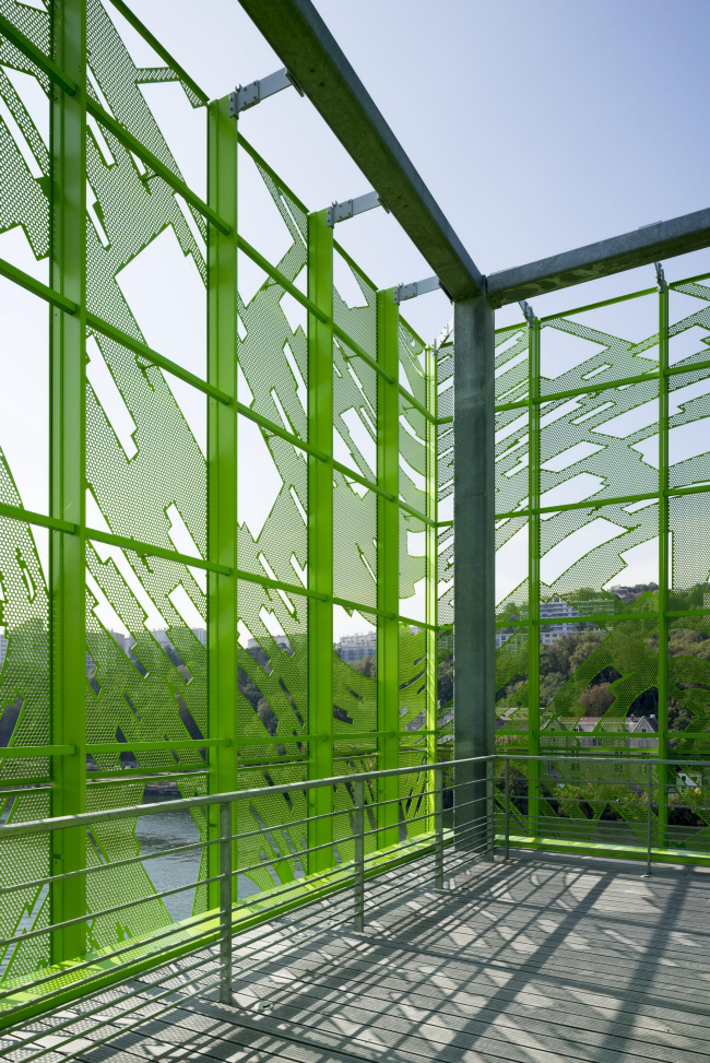 ������������� ����-�������� Euronews. ����� ������ ��� ������� ��������� ������� ����� � Euronews � Jakob + MacFarlane � Nicolas Borel