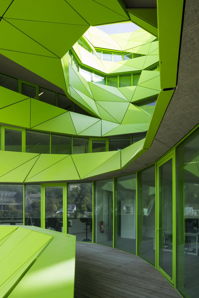 ������������� ����-�������� Euronews � Euronews � Jakob + MacFarlane � Nicolas Borel