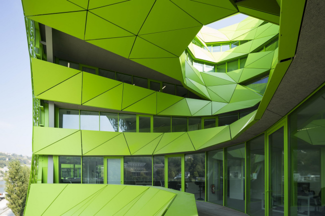 ������������� ����-�������� Euronews � Euronews � Jakob + MacFarlane � Nicolas Borel