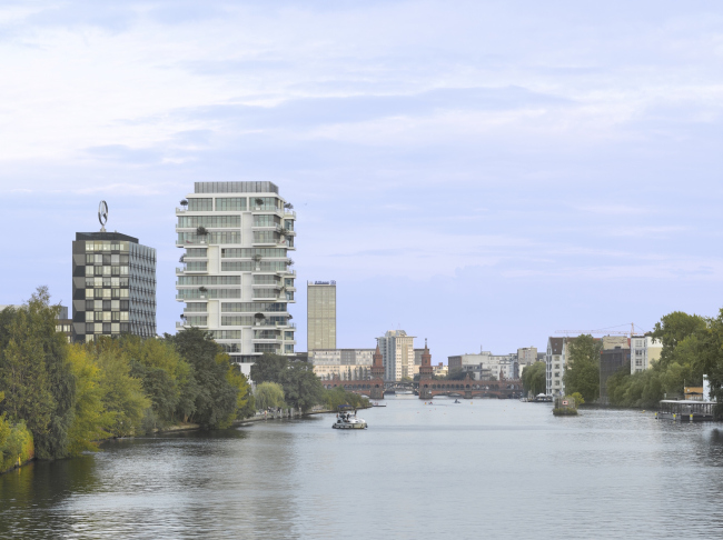 Residential building "Living Levels"  East Side Tower. Photo  Roland Halbe