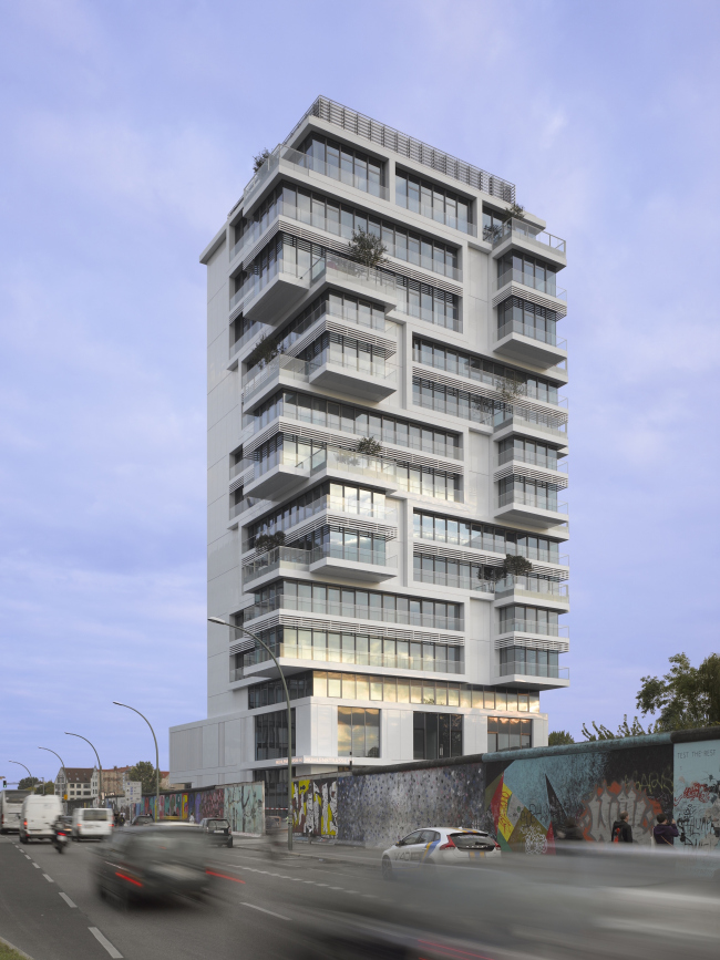 ����� ��� Living Levels���East Side Tower. ���������� � Roland Halbe