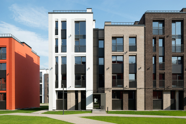 "Dutch Quarter" residential complex in Ivanteevka. Construction, 2015  UNK project