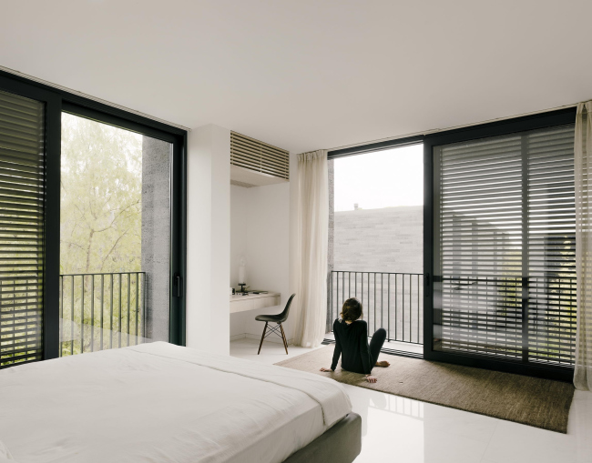 �������� ����� �������� � ������ ����� ���� � Simon Menges