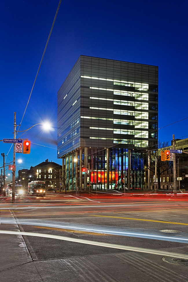 ���������������� ������ ����� �. ����. ����: Benson Kua via Wikimedia Commons. ��������: Creative Commons Attribution-Share Alike 2.0 Generic