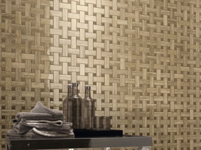 �� ����� Travertino+ ������ ������� ����� � ������� 30,5�30,5 ��. � ������ � ��� ���������������� �����