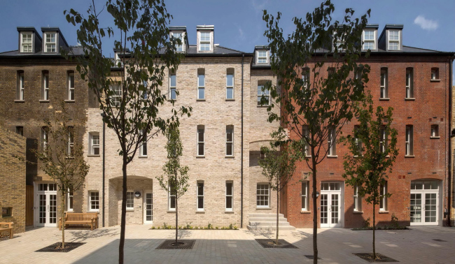 ��������� ��� ��������� �� ����� �����-������� � Morley von Sternberg