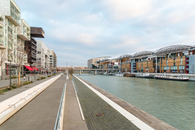 ��������� ���������� ������ (place Nautique), ���� 1 � ������� �������