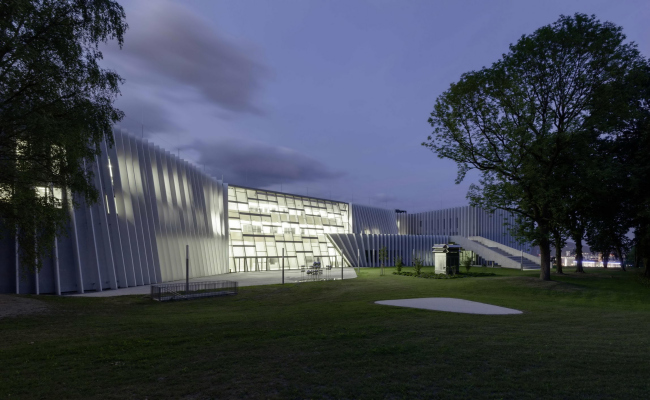 ����������� ����� ������ �������� � Simon Bauer