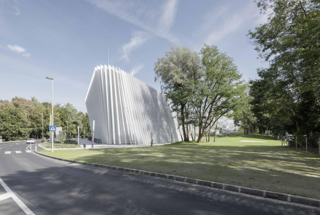 ����������� ����� ������ �������� � Simon Bauer