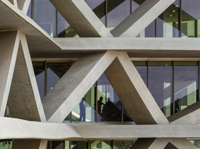 �������� One Airport Square � Fernando Guerra | FG+SG