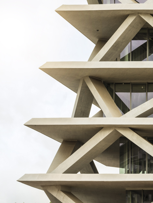 �������� One Airport Square � Fernando Guerra | FG+SG
