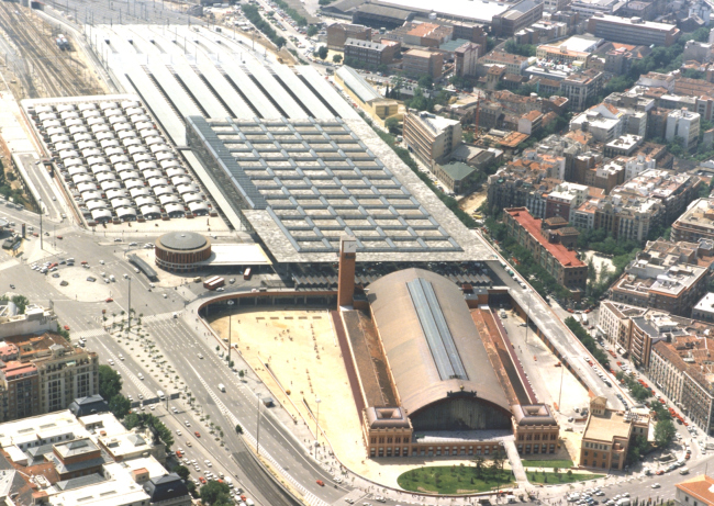 ������ �����, ������. ����������� �. �� ������� �������� / �. �����. 1892 / 1992. (���������� � �����: http://www.madrid.es/)