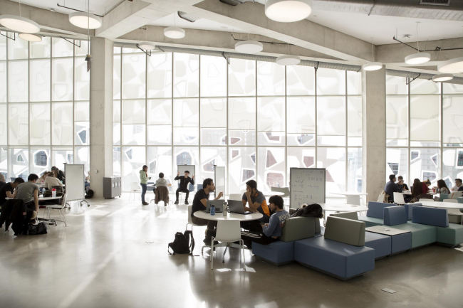 ������������ ������� ����� ������������ ��������� � Lorne Bridgman