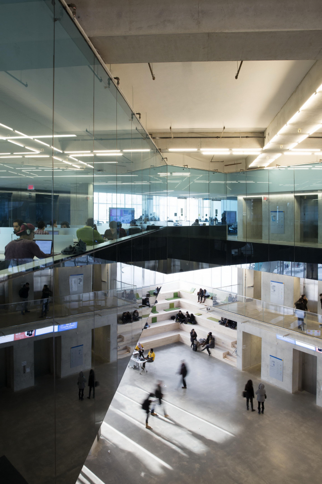 ������������ ������� ����� ������������ ��������� � Lorne Bridgman