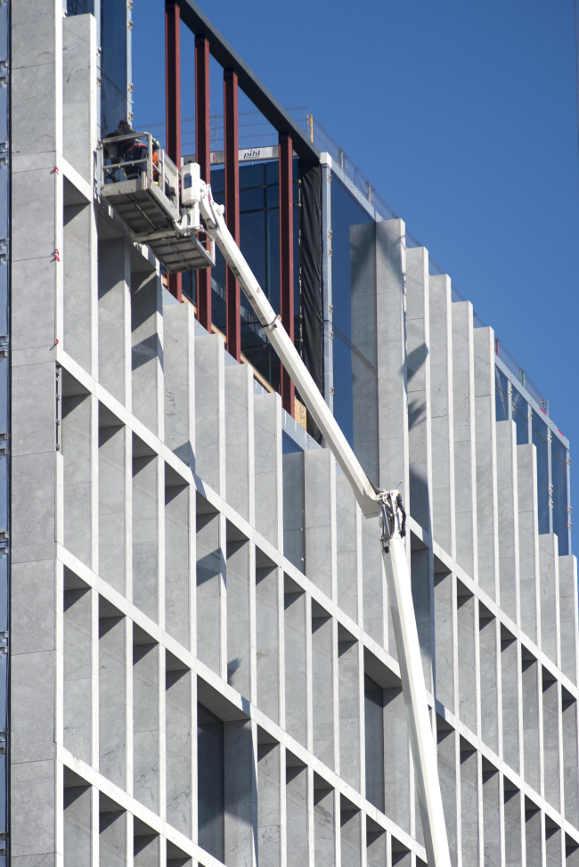 ������� �������� �������� Bestseller � �������� ������������� � Julian Weyer