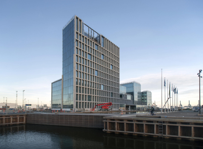 ������� �������� �������� Bestseller � �������� ������������� � Julian Weyer