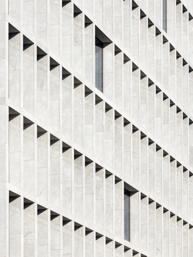 ������� �������� �������� Bestseller � Adam Mørk