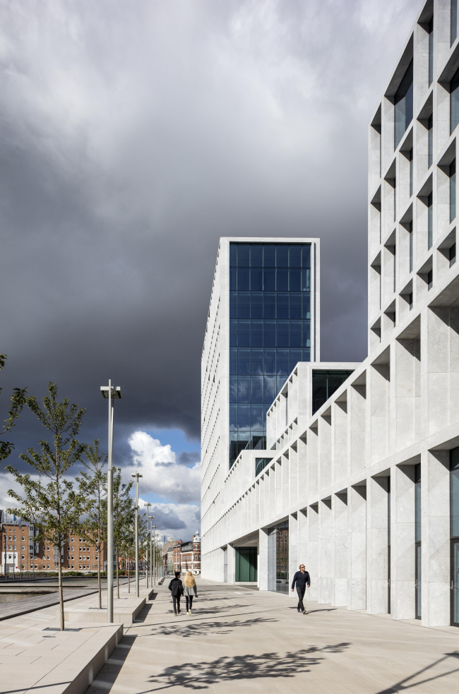 ������� �������� �������� Bestseller � Adam Mørk