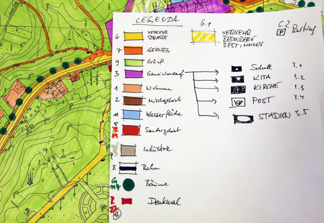 ������ ������������� ����� ������ ����� (22-30 ������� 2015 �.). http://www.lvivcenter.org/ru/summerschools/architechture-school/
������������� ��������� �����������