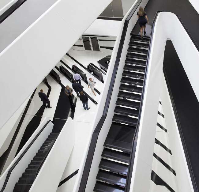 ������-����� Dominion Tower