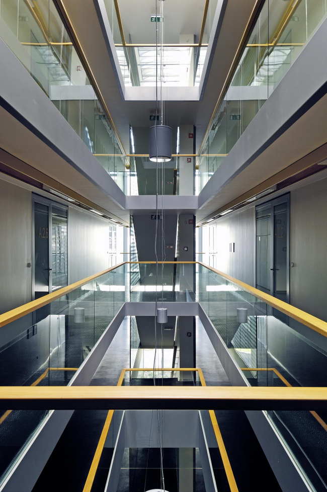 ������������ ��������� � ������ ������ � Miran Kambič