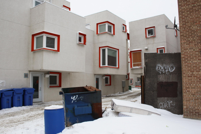 ����� �������� Centre Village � ���������. ����������� 5468796 Architecture � Cohlmeyer Architecture Limited. ���� � ����� �������