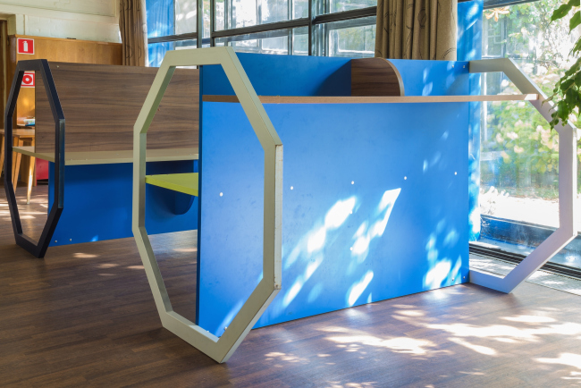 Co-working space in the Blokhintsev Library in Dubna. Interior, 2015 � PANACOM