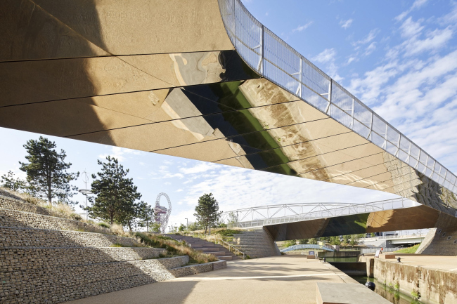 London Olympic park bridges  Hufton + Crow