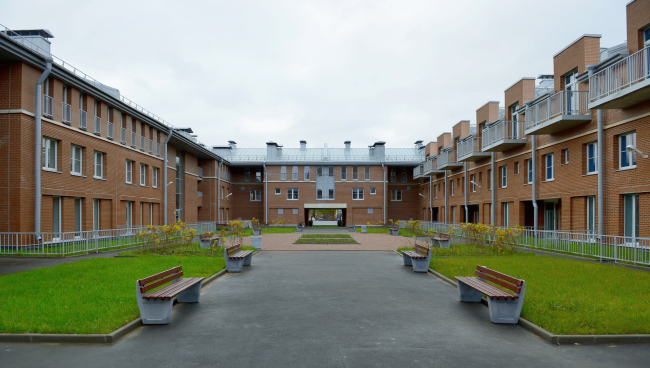 "Amazon" residential complex. Inner courtyard. Construction, 2015  Studio 44