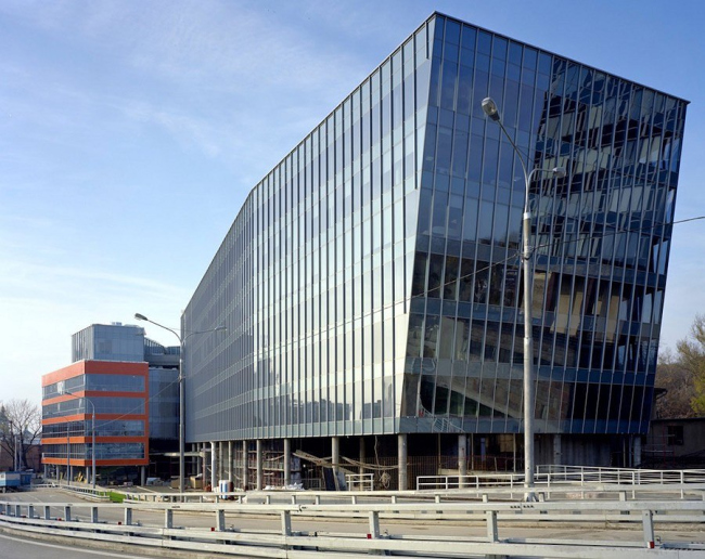 ������� �������� ����������� �����. ��������� ������ Nayada �� ��������. NBBJ (���)+ ����-����