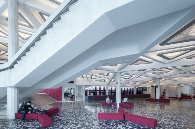 ������ �������� � ����������� � ����� ������