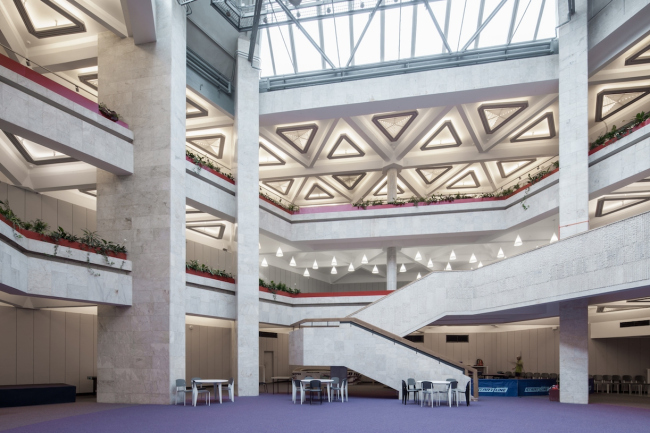 ������ �������� � ����������� � ����� ������