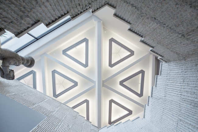 ������ �������� � ����������� � ����� ������