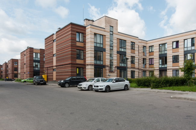 "Andersen" residential complex. Construction, 2016. Photograph  Denis Esakov