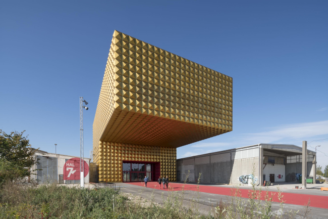����� ���� Ragnarock � Ossip van Duivenbode