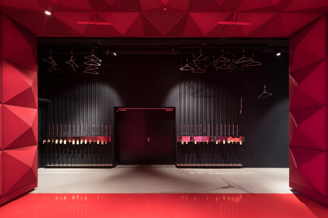 ����� ���� Ragnarock � Ossip van Duivenbode