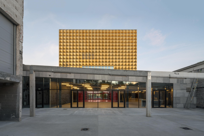 ����� ���� Ragnarock � Ossip van Duivenbode