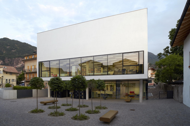 ���������� ����� � ���. ����������� Studio Monsorno Trauner. 2012. ����: Augustin Ochsenreiter, Rene Riller