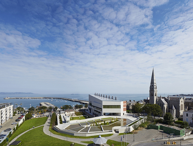 ���������� ����� � ��������� ���������� DLR Lexicon � ������� � Dennis Gilbert