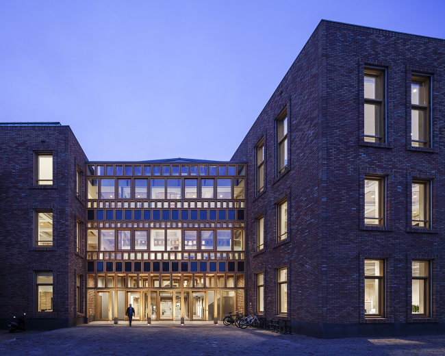 ������ ��������� ������������� ��������� / ����: scagliolabrakkee � Neutelings Riedijk Architects