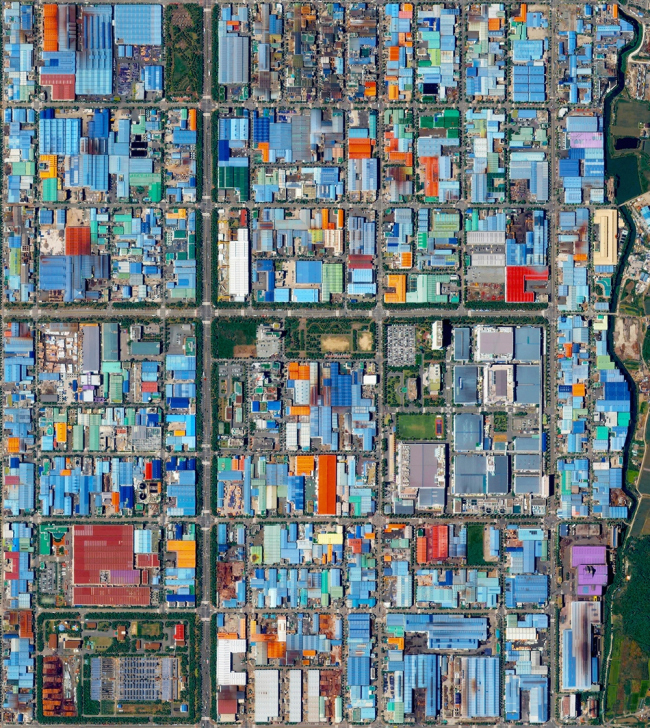 ������������ ������� ������� ��� � ������, ����� �����. Daily Overview | Satellite images � 2016, DigitalGlobe, Inc.