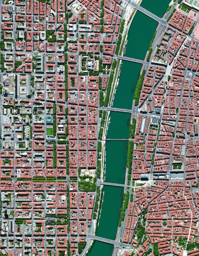 , . Daily Overview | Satellite images  2016, DigitalGlobe, Inc.