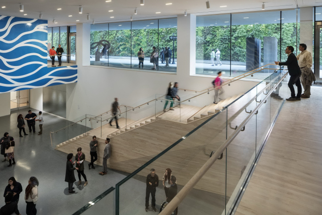 ����� ����� ����� ������������ ��������� ���-��������� � Henrik Kam, ������������� SFMOMA