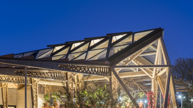 ����� ����� � �������� ������ � Nigel Young / Foster + Partners