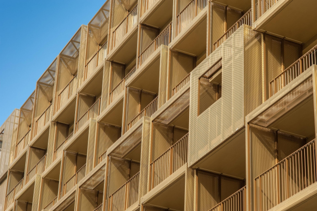 ������������ ��������� Golden Cube � Christophe Demonfaucon