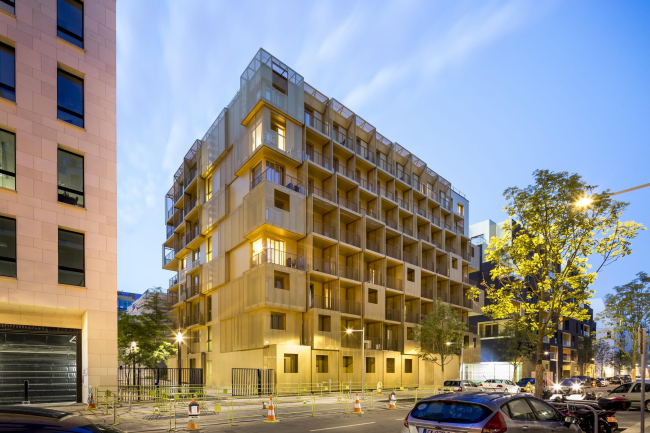 ������������ ��������� Golden Cube � Sergio Grazia