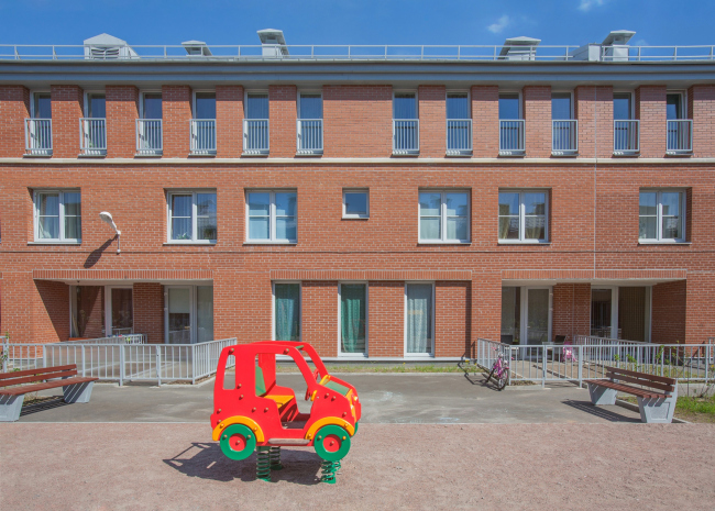 "Amazon" residential complex. Inner courtyard. Construction, 2015 � Tatiana Strekalova, Studio 44