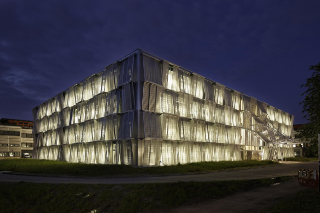 ���������� ������ ������������ ���������������� ������������ ������� � Vincent Fillon / Dominique Perrault Architecture / Adagp